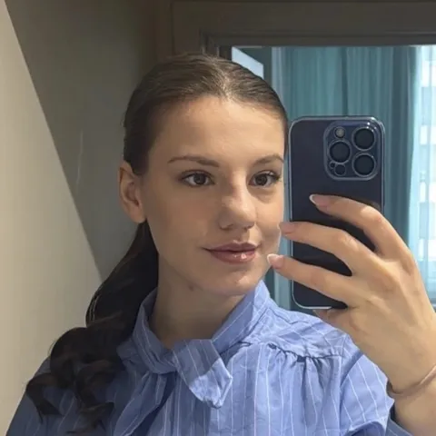 Надя Толева